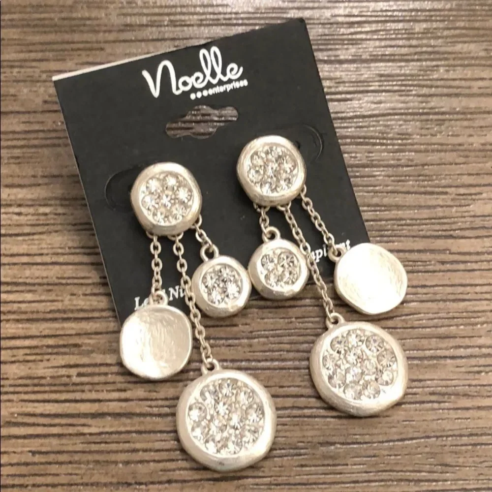 NWT Noelle Silvertone Discs with Rhinestones